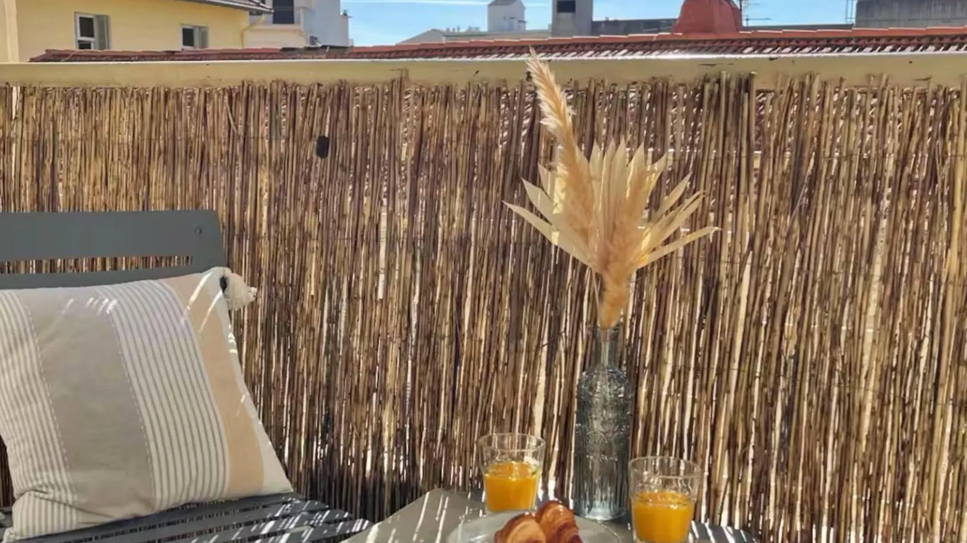 Nice T2 With Balcony - Near Beach Cannes