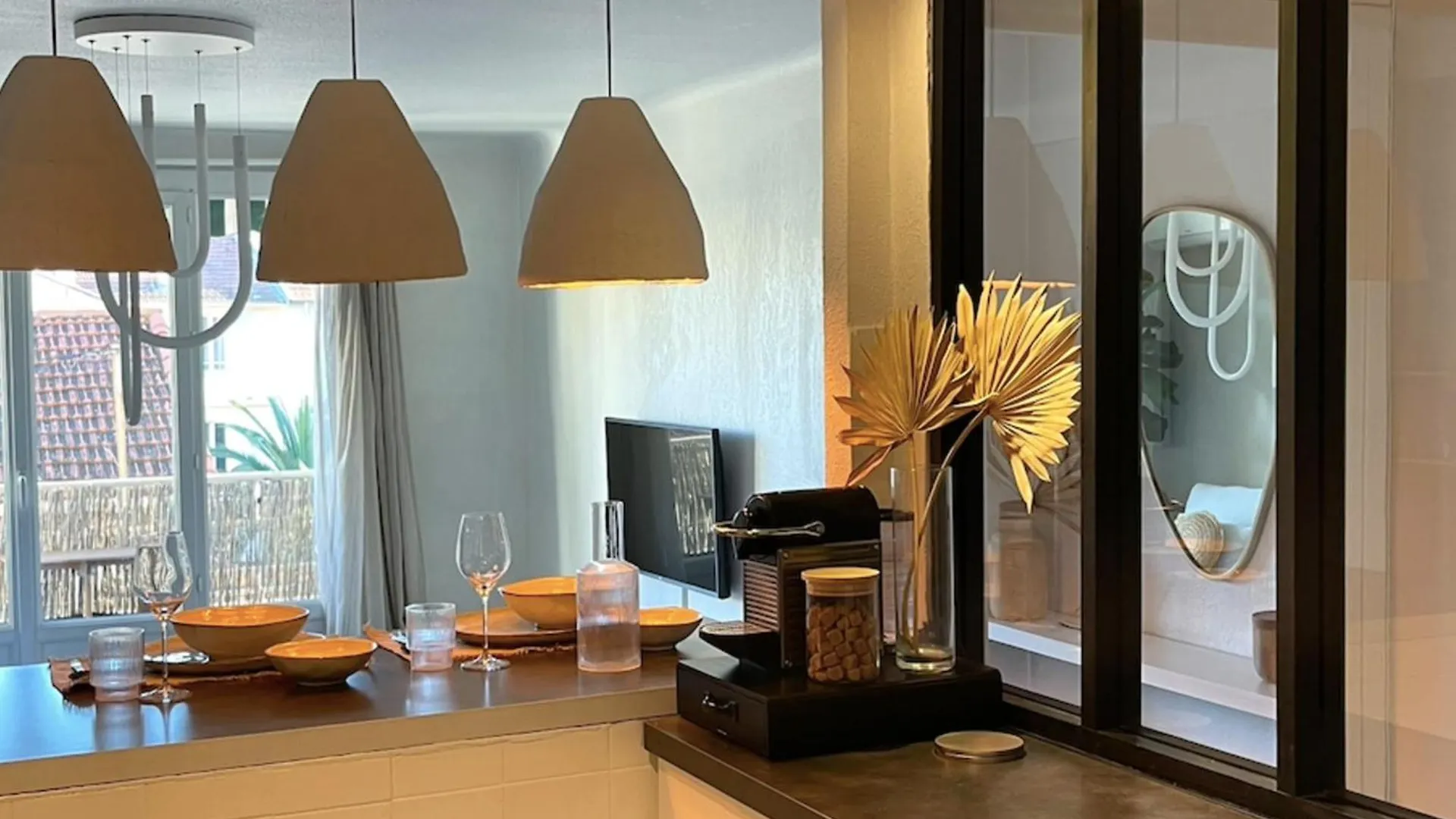 Nice T2 With Balcony - Near Beach Канны Франция